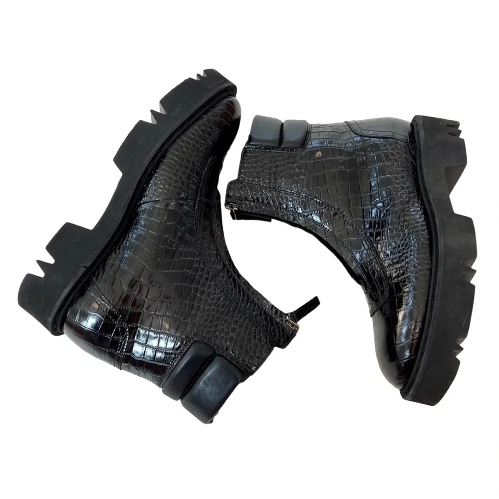 Aquatalia Harlo Croc Embossed Leather Hiker Lug Sole Boots Women’s 7 Designer